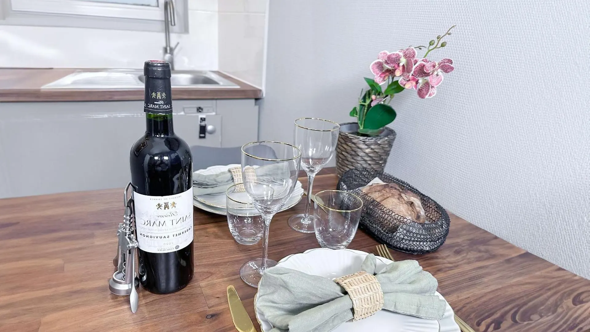 Calm Studio Near Montparnasse Apartment Paris France