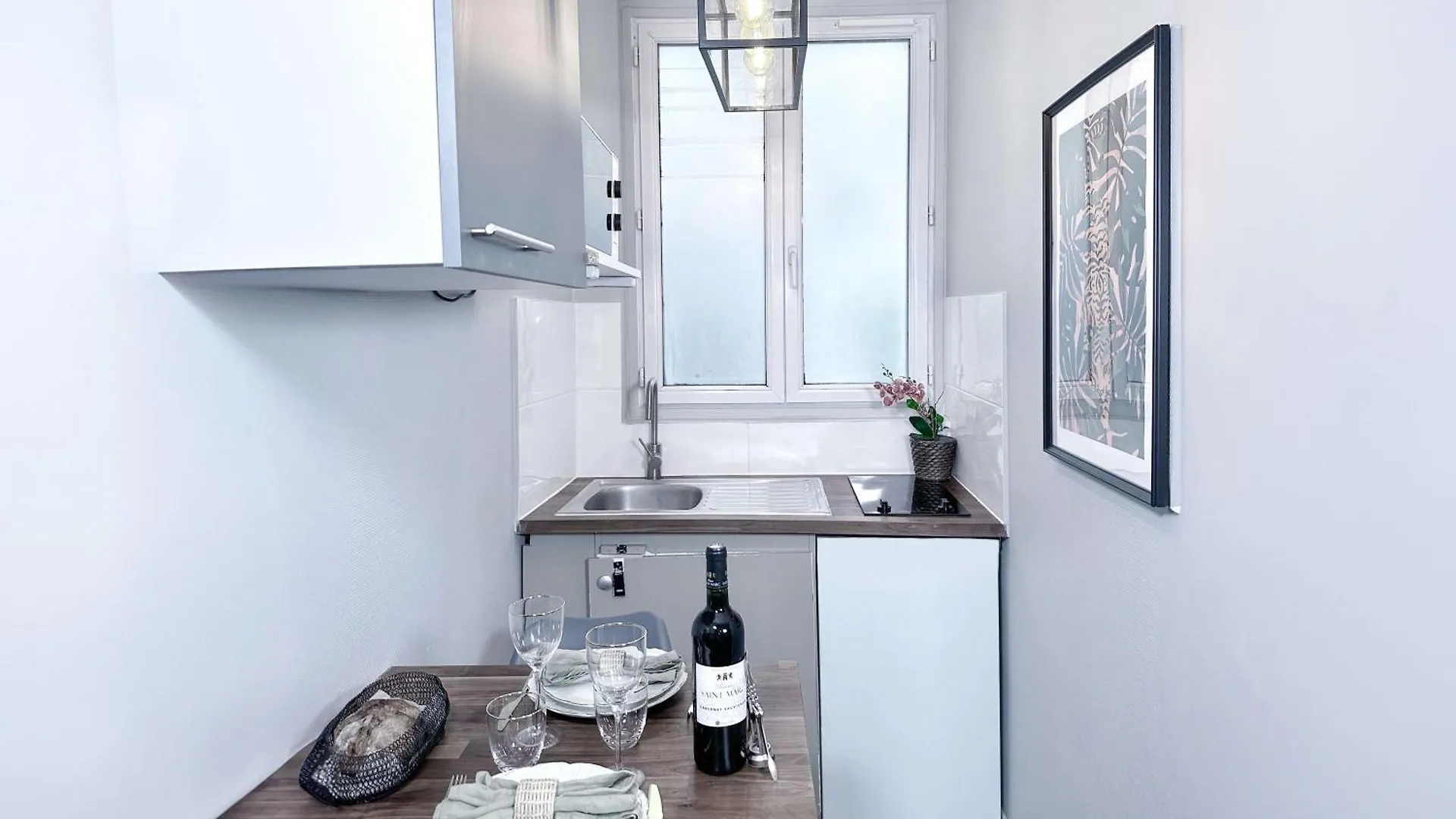Calm Studio Near Montparnasse Apartment Paris
